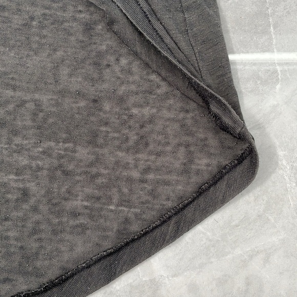 Women's H&M Divided High Low Burnout Short Sleeve Shirt Medium - Picture 6 of 12